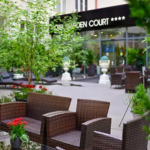4* Ξενοδοχείο Garden Court