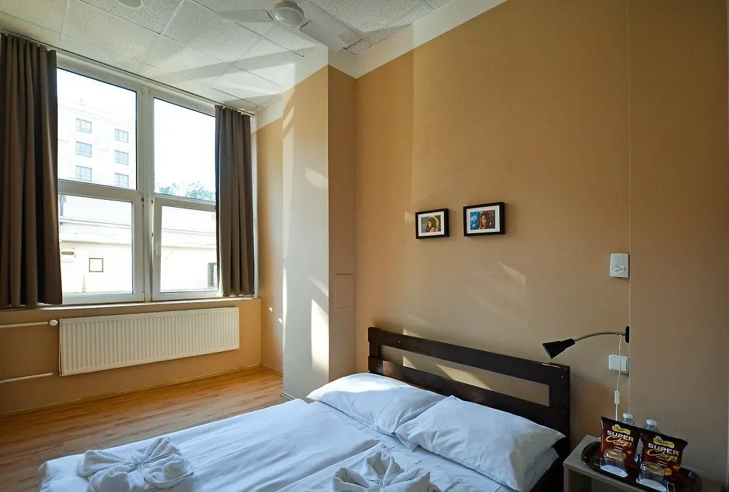 Hostel Plus Praga